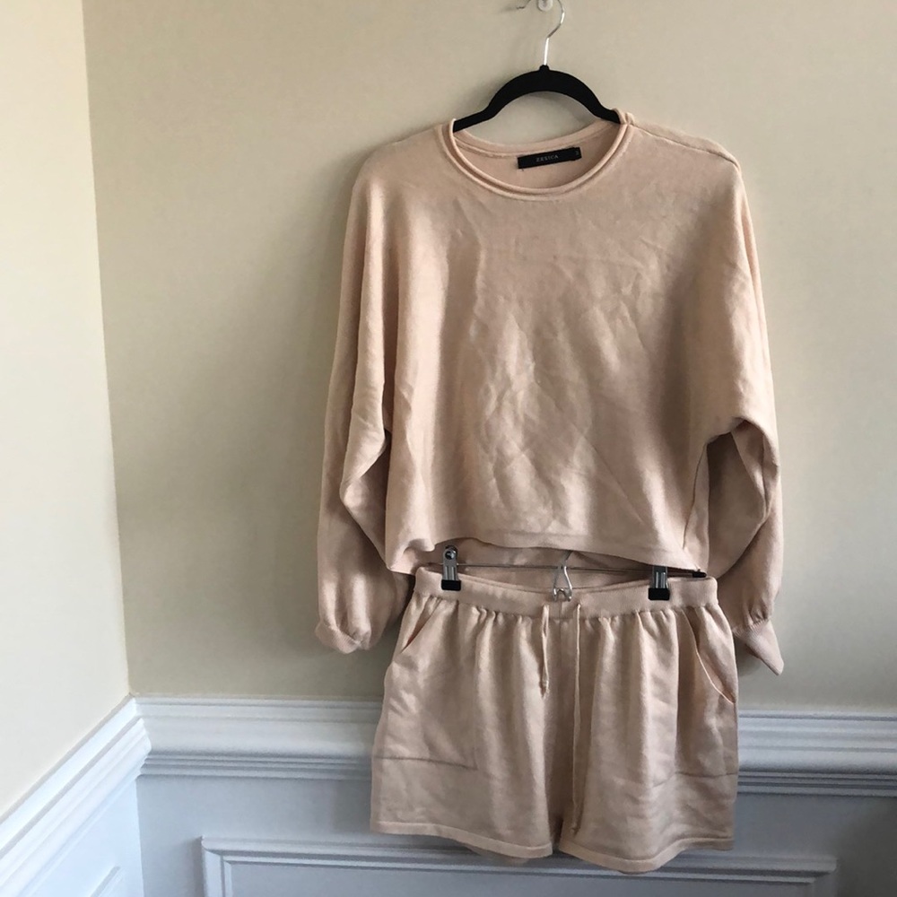 Zesica lounge set